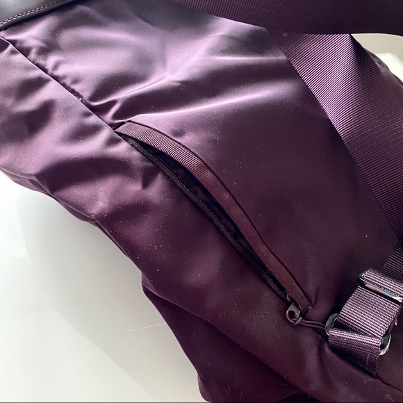 🖤SOLD🖤Lululemon Backpack • Gym bag - Picture 3 of 6